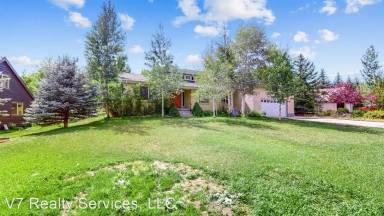 Main picture of 8735 Silver Spur Rd