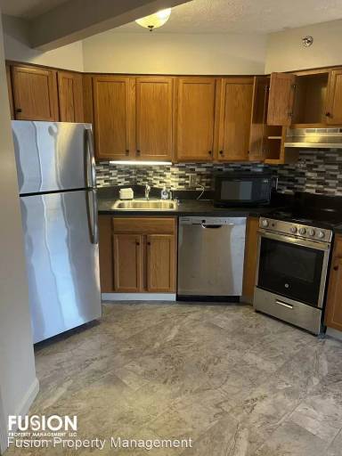 Main picture of 10 Kellogg Rd