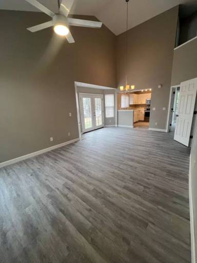 Main picture of 704 Liberty Village Dr