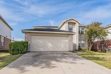 Main picture of 8704 Stonebriar Ln