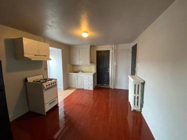 Main picture of 1100 North George Street - 4