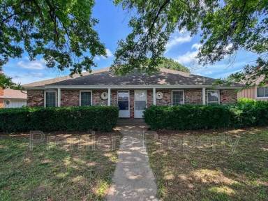 Main picture of 4329 Sterling Ave