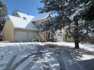 Main picture of 16881 E Hialeah Ave