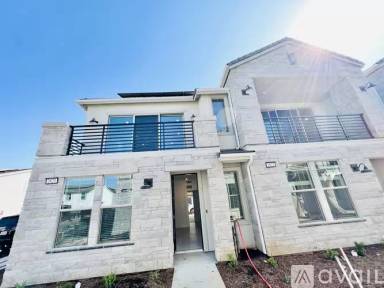 Main picture of 2832 E Tamarind Dr
