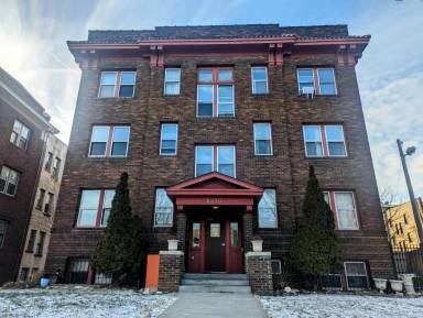 Main picture of 2218 Nicollet Ave