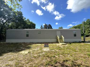 Main picture of 9990 SE 166th St