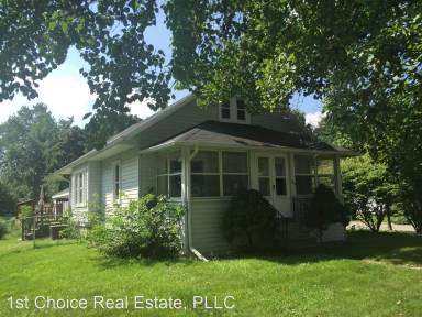 Main picture of 702 E Cavanaugh Rd