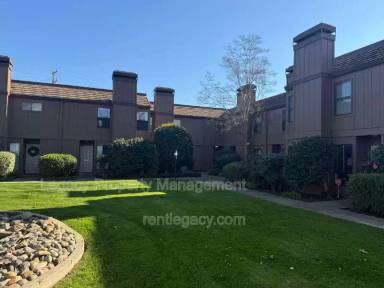 Main picture of 2298 Sierra Blvd
