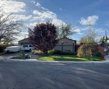 Main picture of 1625 Geary St