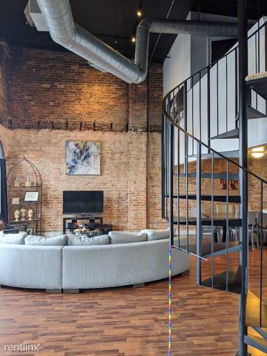 Main picture of 310 E Michigan Ave