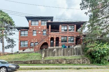 Main picture of 5552 Phillips Ave