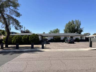 Main picture of 3034 N 35th St