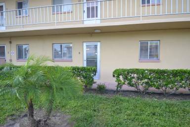 Main picture of 2003 Greenbriar Blvd