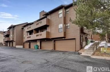 Main picture of 3305 Capstan Way