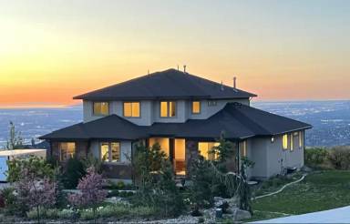 Main picture of 2031 E Tall Woods Ct