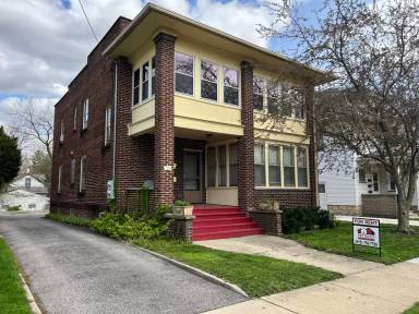 Main picture of 726 N 7th St