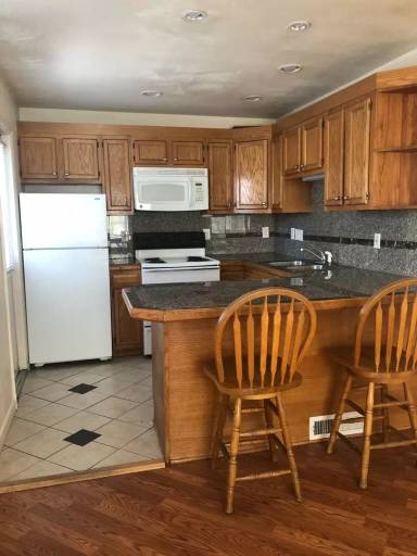 Main picture of 740 30th St