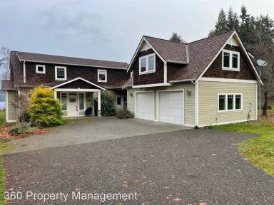 Main picture of 4728 E Harbor Rd