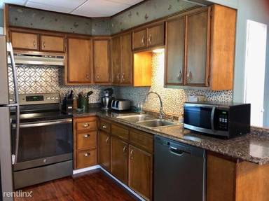 Main picture of 82 Foss St
