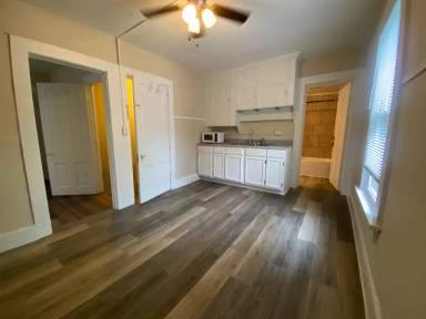 Main picture of 37720 2nd St