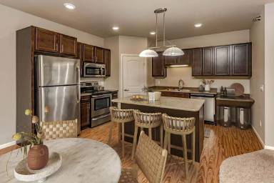 Main picture of Chateau Apartment Homes