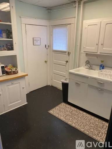 Main picture of 424 Cedar St