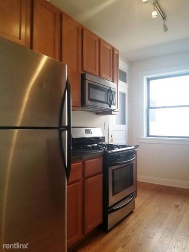 Main picture of 3511 N Racine Ave