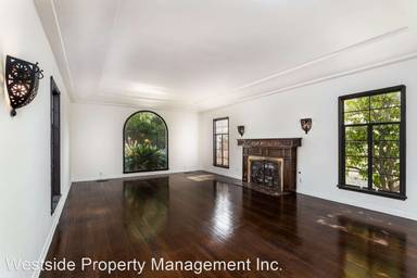 Main picture of 901 Malcolm Ave