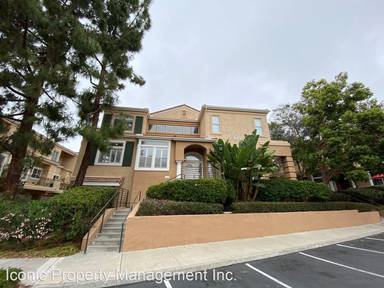 Main picture of 7175 Calabria Ct
