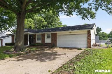 Main picture of 1835 Ardmore Dr