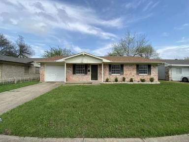 Main picture of 6510 Cinnamon Oaks Dr