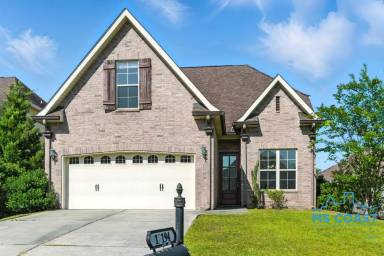 Main picture of 17194 Palm Ridge Dr