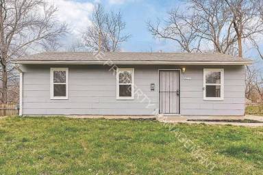 Main picture of 5117 Palmer Dr