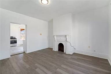 Main picture of 216 Ridge Ave