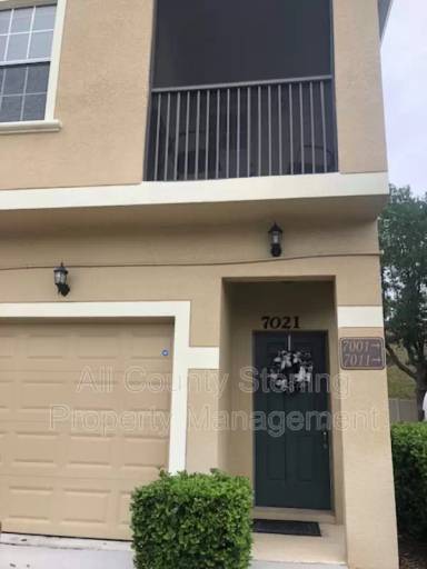 Main picture of 7021 Kirkland Way