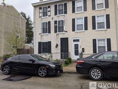 Main picture of 425 Conarroe St