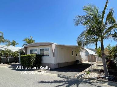 Main picture of 200 N El Camino Real