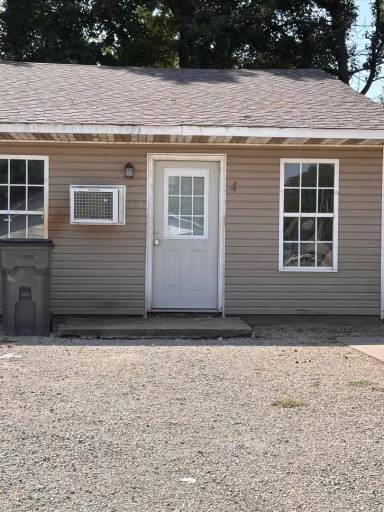 Main picture of 1006 East Garland Street - 2