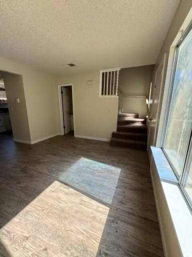 Main picture of 966 K St