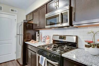 Main picture of Fieldstone Trace