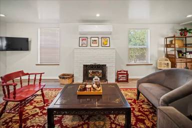 Main picture of 272 W Carmel Valley Rd