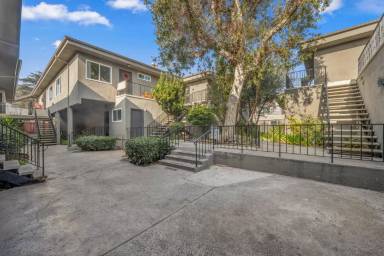 Main picture of 1661 259th St
