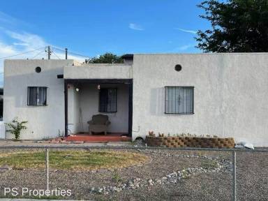 Main picture of 1004 Lynch Pl NW