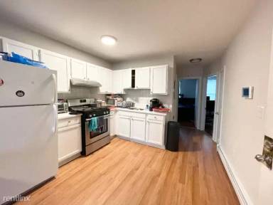 Main picture of 90 Hammond St