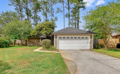 Main picture of 10315 Docksider Dr E