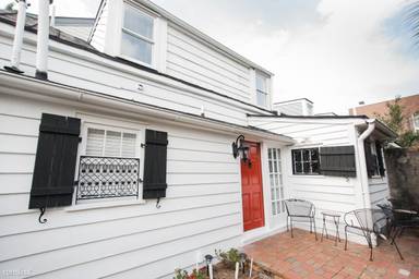 Main picture of 510 E York St