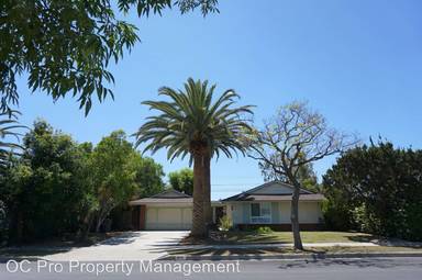 Main picture of 2912 Mystic Ave