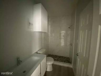 Main picture of 817 S Missouri St