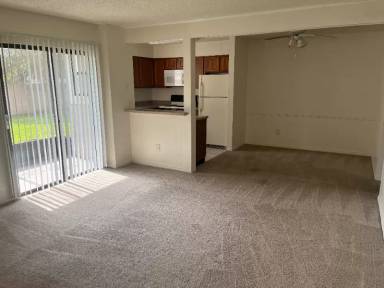 Main picture of 3014 Antique Oaks Cir