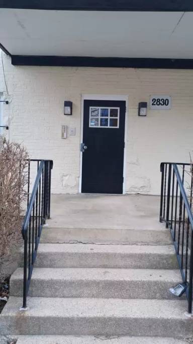 Main picture of 2830 R St SE